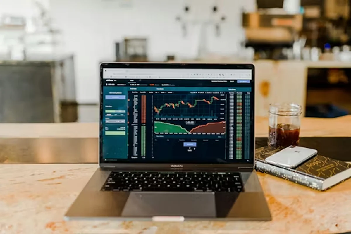 What Investors Need to Understand About Alternative Assets